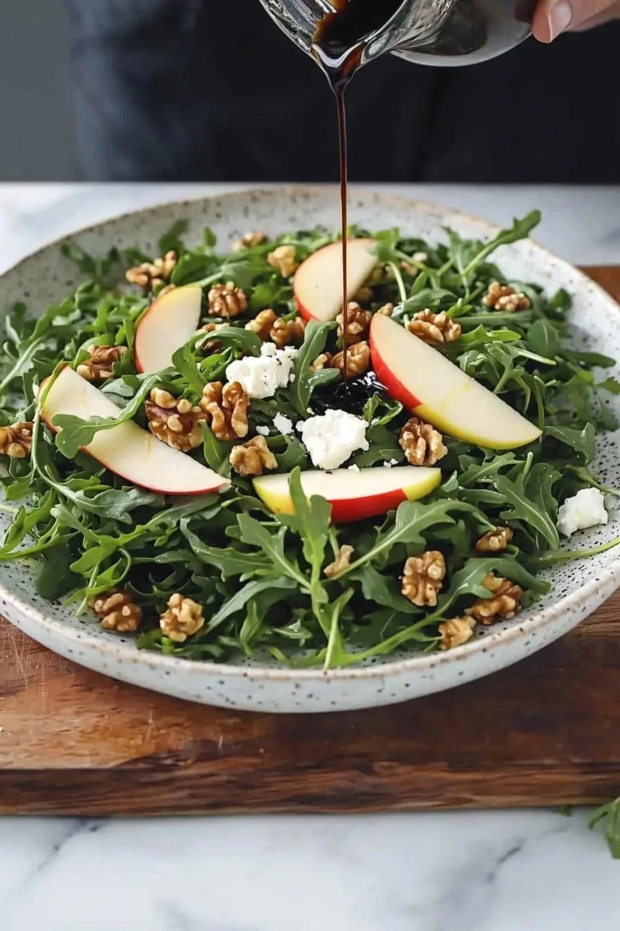Arugula Salad with Apples and Walnuts