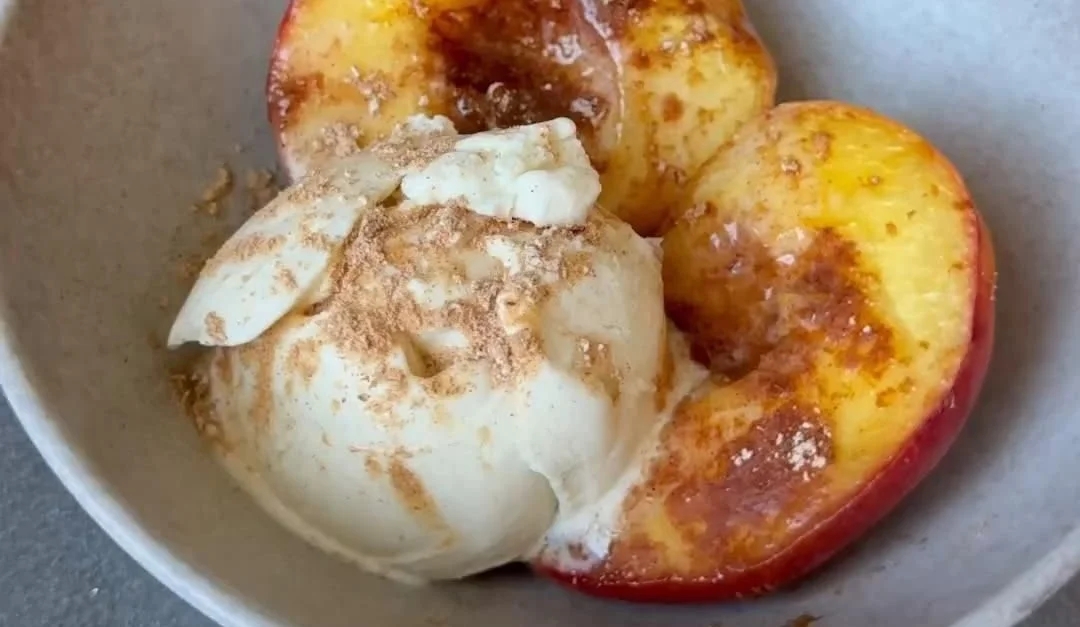Sweet Cinnamon Air Fryer Peaches